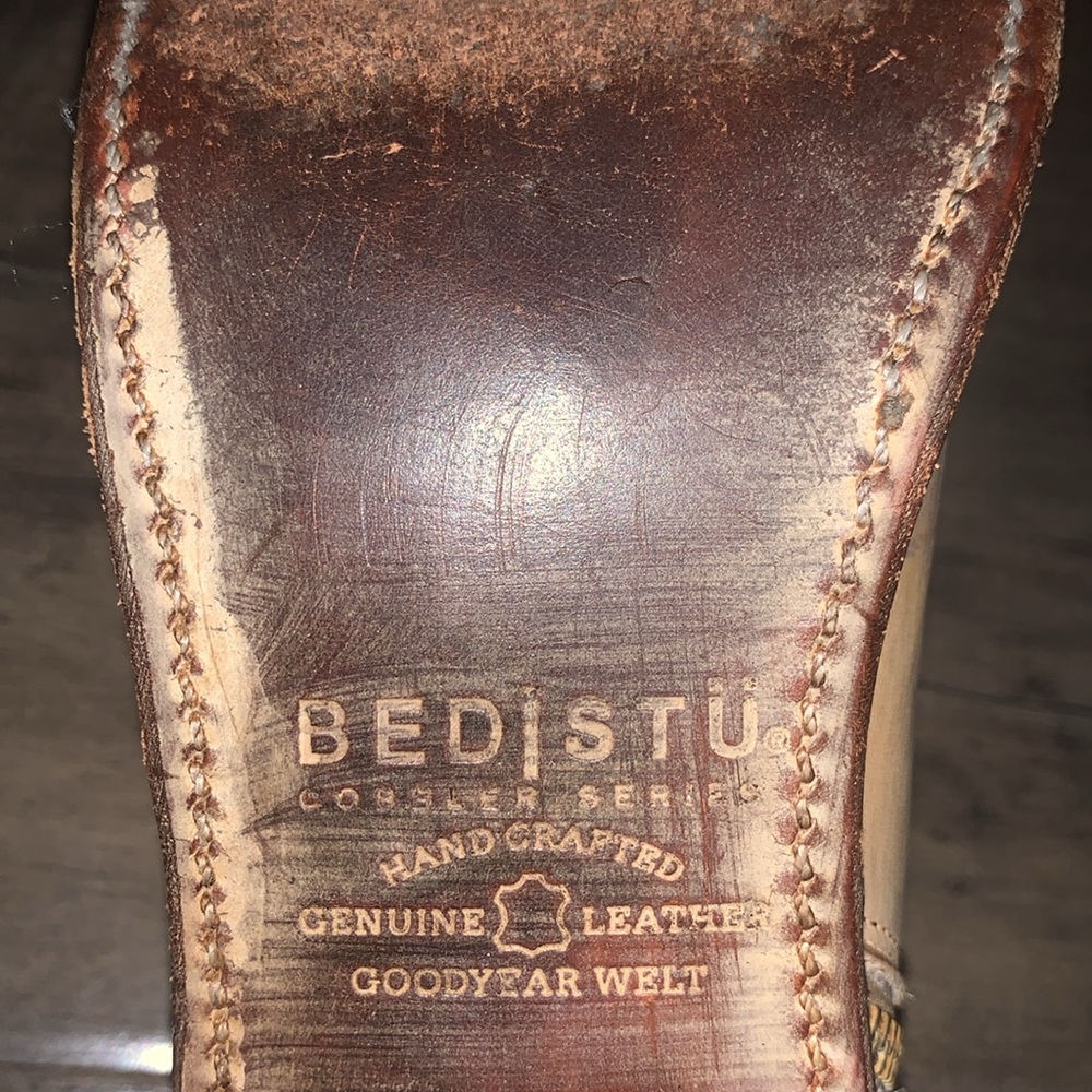 BED STU DISTRESSED LEATHER BOOTIE COBBLER SERIES - Picture 8 of 10